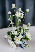 Load image into Gallery viewer, Amalfi Affair Pin Frog Cup