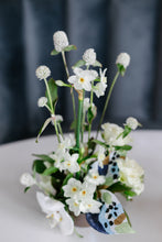 Load image into Gallery viewer, Amalfi Affair Pin Frog Cup