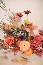 Load image into Gallery viewer, Grande Fresh Flower Arrangement with Vase