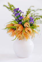 Load image into Gallery viewer, Bud Vase Trio Arrangements