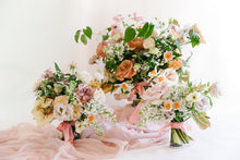 Load image into Gallery viewer, Wedding Collection Maids Bouquets